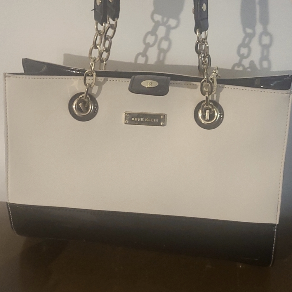 Anne Klein cream and black purse